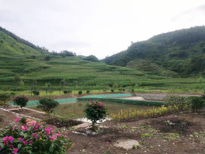 罗平县万峰湖(hú)流域农村环境连片整治项目(阿岗镇阿窝村和木(mù)格村、老厂乡丫落村和舍迫村、九龙街(jiē)道办白石岩村)